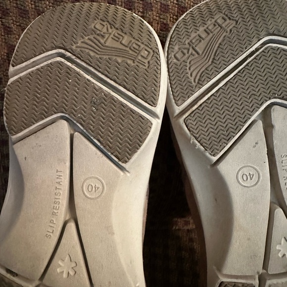 DANSCO MARY JANES. SZ 9.5 / EU 40 - Picture 11 of 14